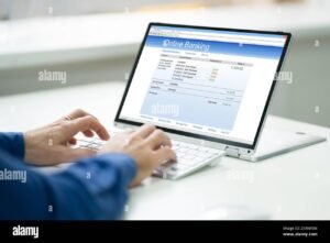 pantalla computadora consulta estado cuenta bancario