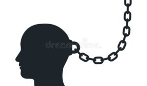 Cuáles Son Las Restricciones Que Limitan Mi Libertad Personal 19 persona atrapada en cadenas simbolicas