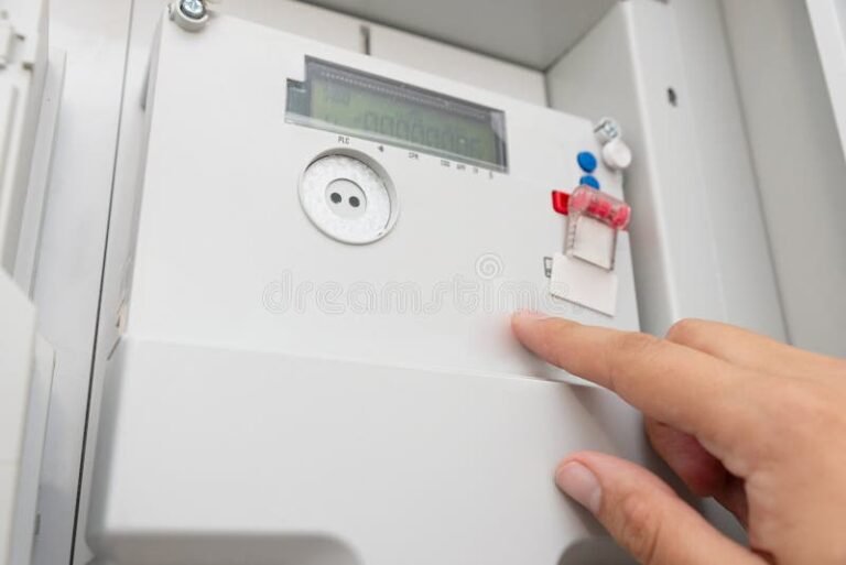 Cuánto cobran por hacer contrato de luz en México y cómo tramitarlo