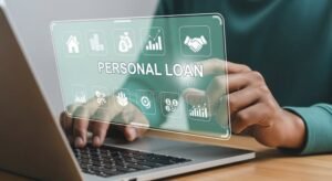 Cuáles Son Las Mejores Opciones Si Me Urge Un Préstamo En Línea 2 persona usando computadora para solicitud prestamo online